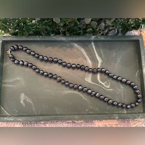 Authentic freshwater pearl necklace, 20in brand new